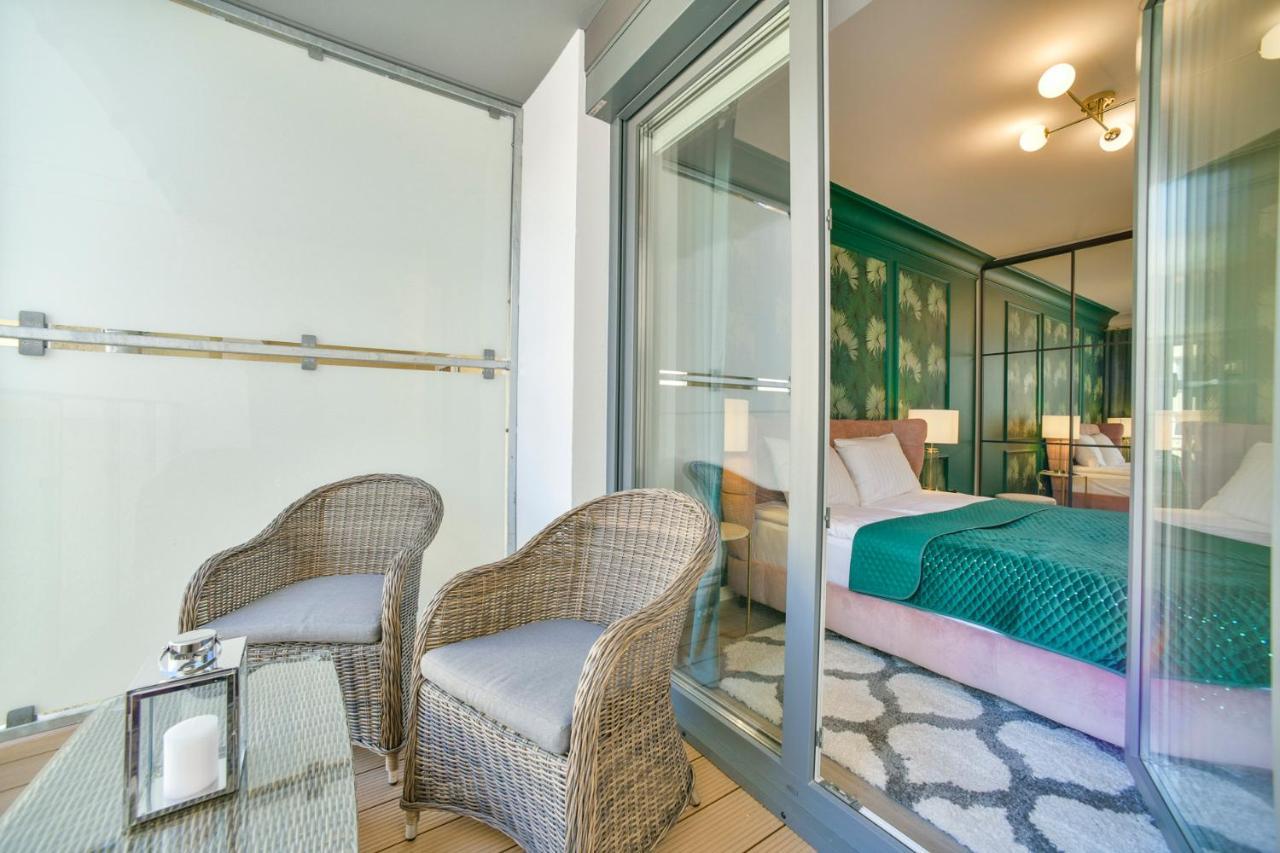 Apartamenty Navigator- Nadmorskie Tarasy Port Kołobrzeg Esterno foto